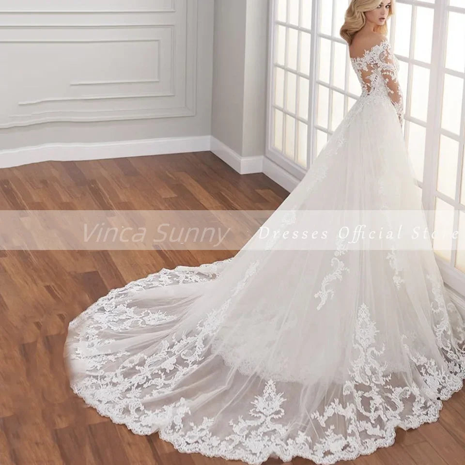 Sweetheart lace mermaid wedding dress 2025 long sleeves detachable train bridal gown