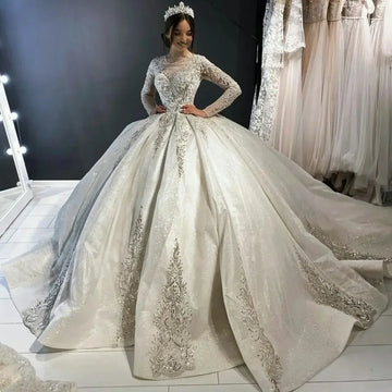 Luxurious Princess Ball Gown Wedding Dresses Lace Appliques O-Neck Bridal Gowns Chapel Train Customized Vestido De Noiva