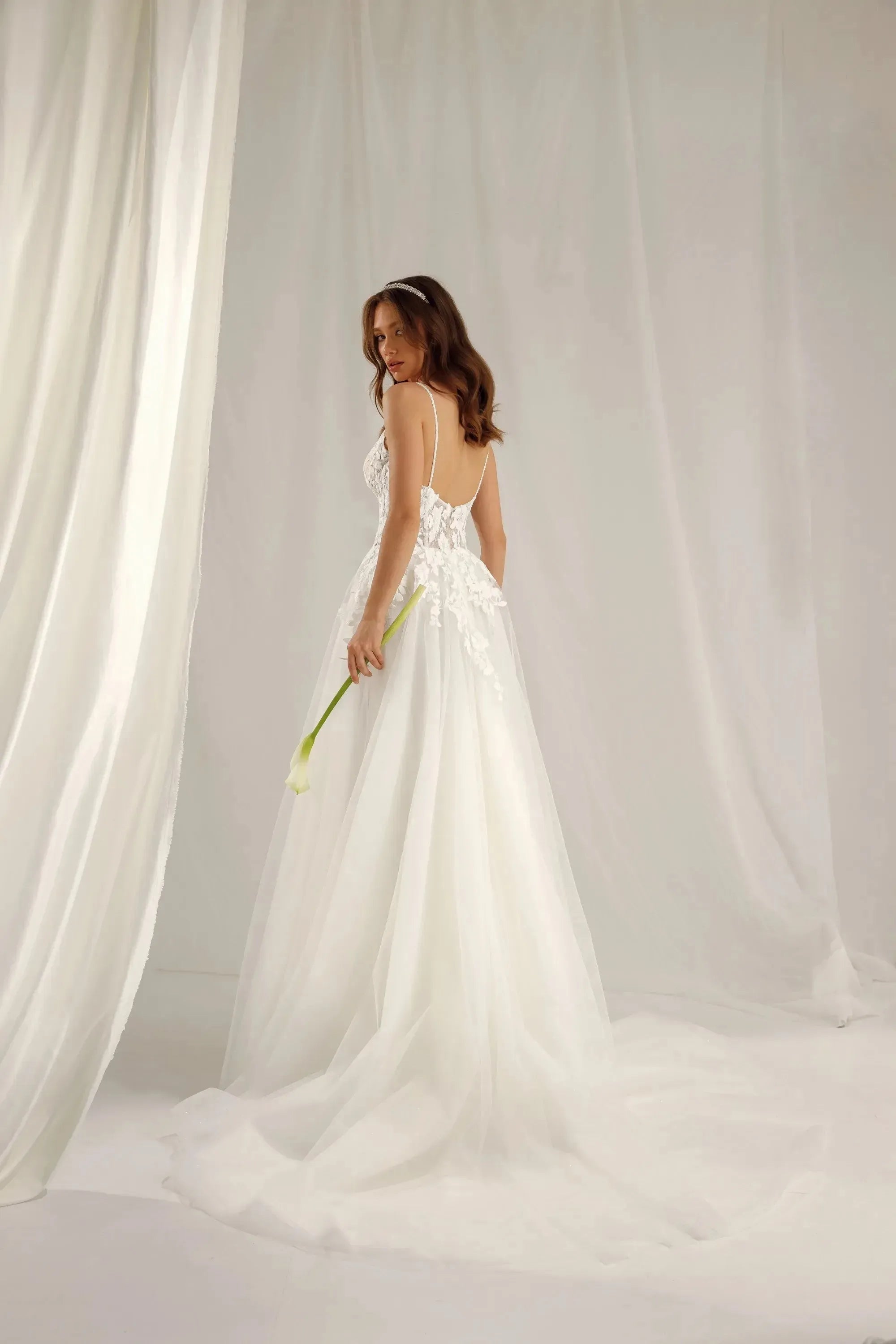 Boho Wedding Dresses For Women V Neck Lace Tulle A-Line Brides Gown Romantic Backless Formal Bridal Dresses Customized