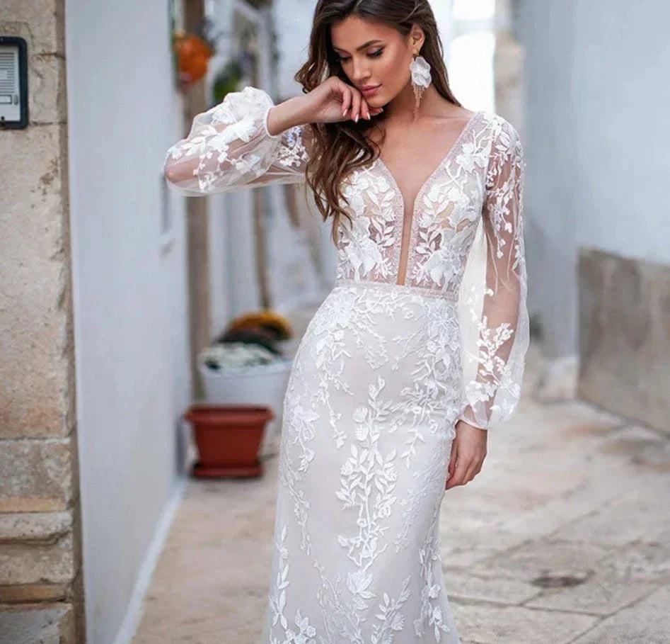 Luxury backless tulle mermaid V-neck long sleeve lace appliques white bridal gown front view