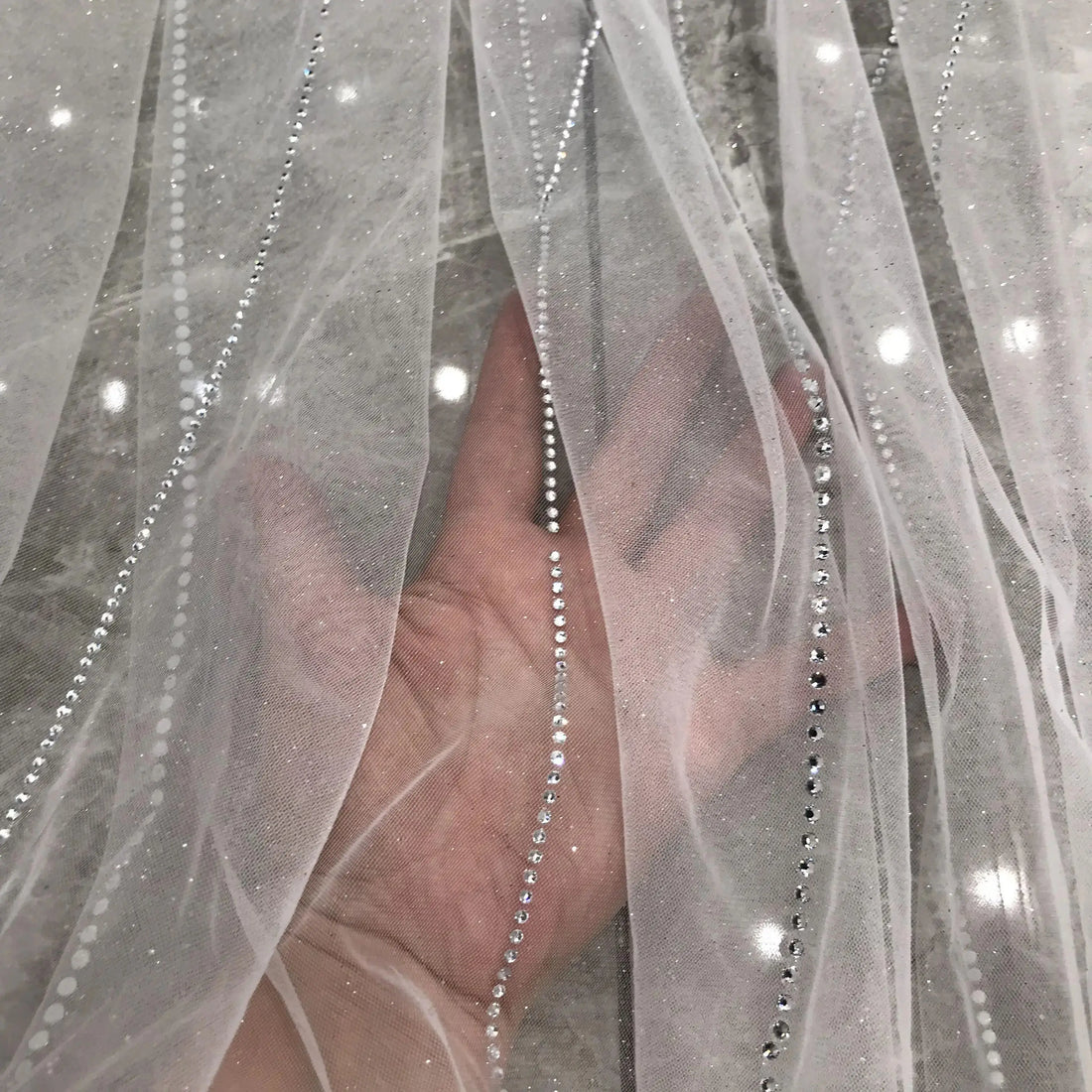 Kisswhite Crystals 3x3.5 Meters One Layer Glitters Sparkles Long Bridal Veils