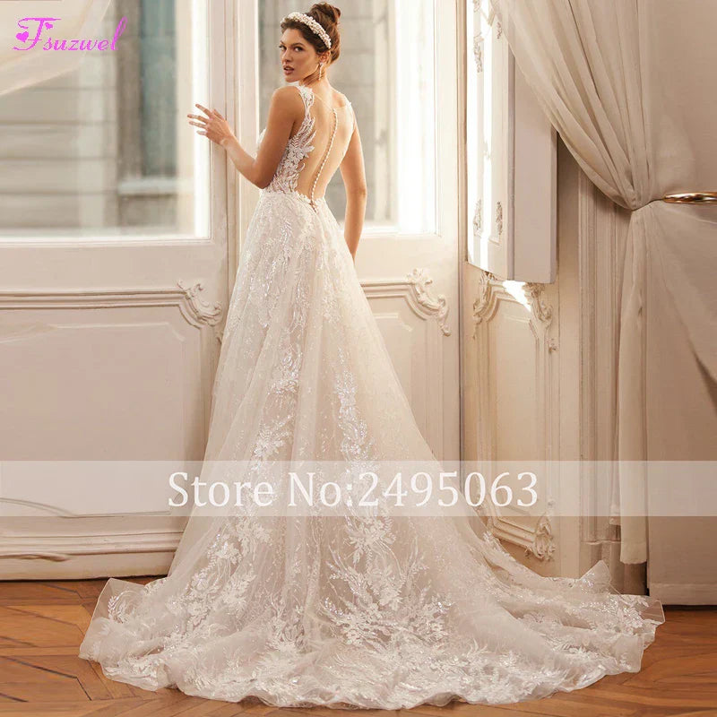 Gorgeous Appliques Sparkly A-Line Wedding Dress Luxury Beaded Sweetheart Neck Buttons Vintage Bridal Gown Customize