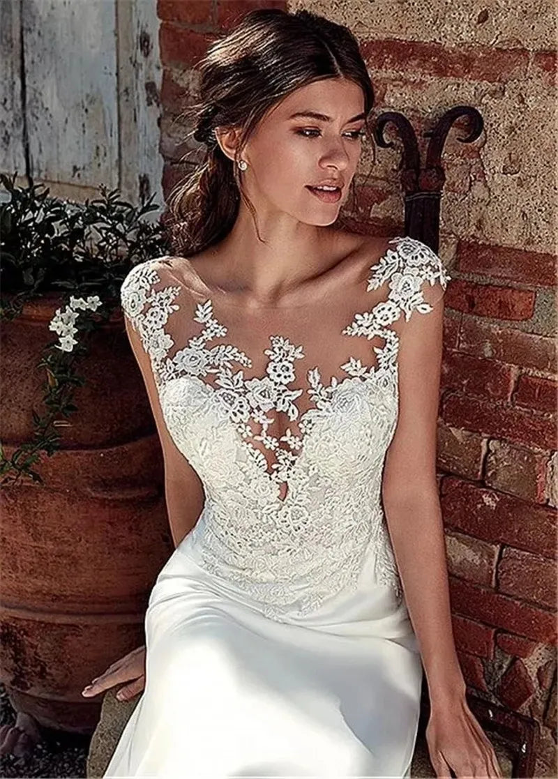 Sexy beach mermaid wedding dress 2026 sheer neck lace appliques satin boho bridal gown