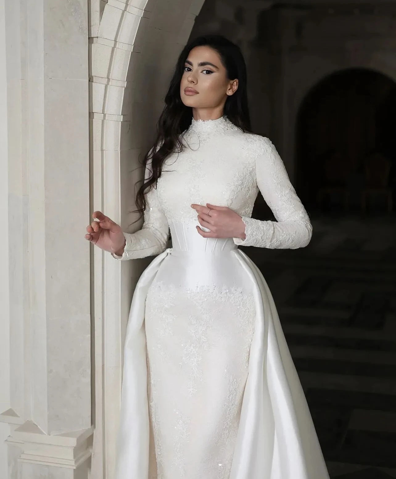 Arabic mermaid wedding dress white ivory long sleeves pleats lace Muslim satin bridal gown