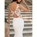 Open back bride - detail