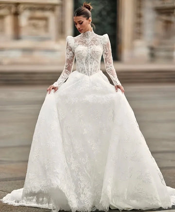 Classic French Vintage Lace Applique White Wedding Dress Cut Out Tulle Outdoor Bridal Gown Bride Party Dress Customized