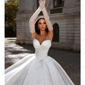 Elegant Women's Bridal Gowns With Satin Pleats Sexy Off The Shoulder Princess A-Line Wedding Dresses Formal Party Without Gloves