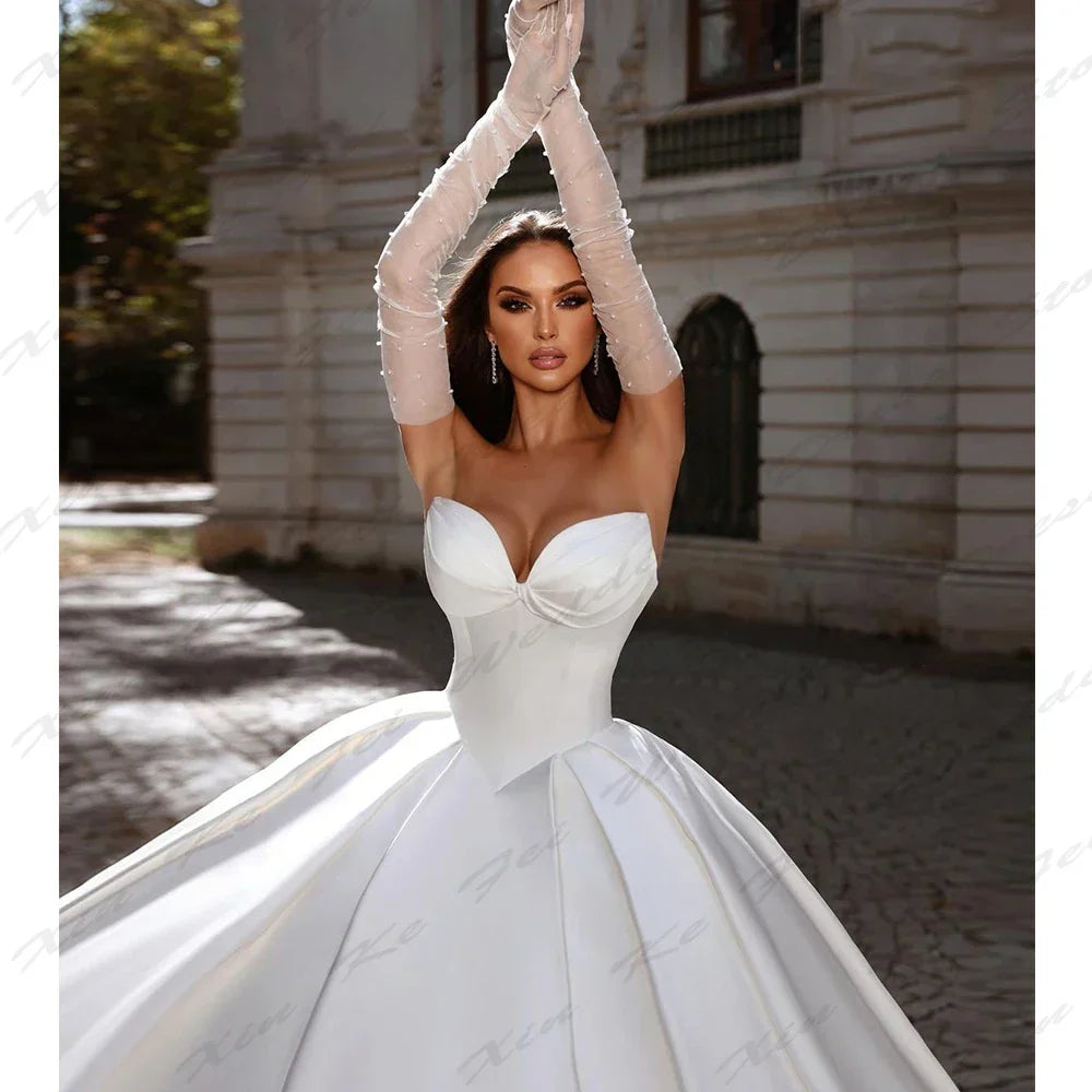 Elegant Women's Bridal Gowns With Satin Pleats Sexy Off The Shoulder Princess A-Line Wedding Dresses Formal Party Without Gloves