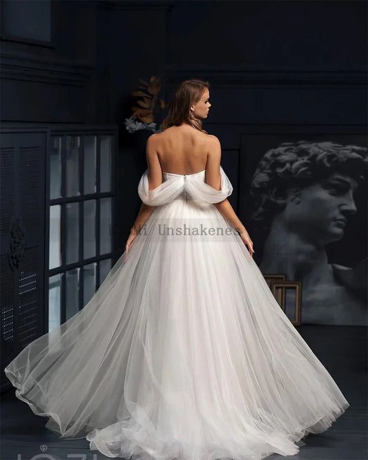 Delicate Vintage Wedding Dresses 2024 3D Flowers Bridal Dress Off Shoulder Pleated Vestidos de Noiva Pearls Boho Wedding Gowns