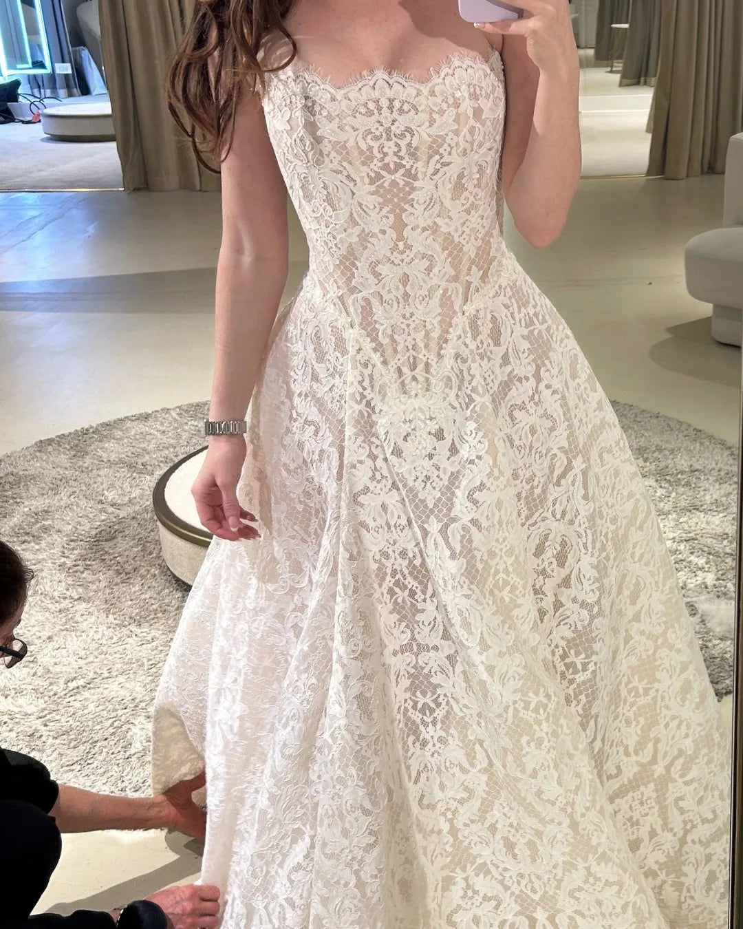 Custom2026 Women's White Elegant Lace Decal Large Skirt with Long Tail Wedding Dress backless and shoulder less Vestido de Novia