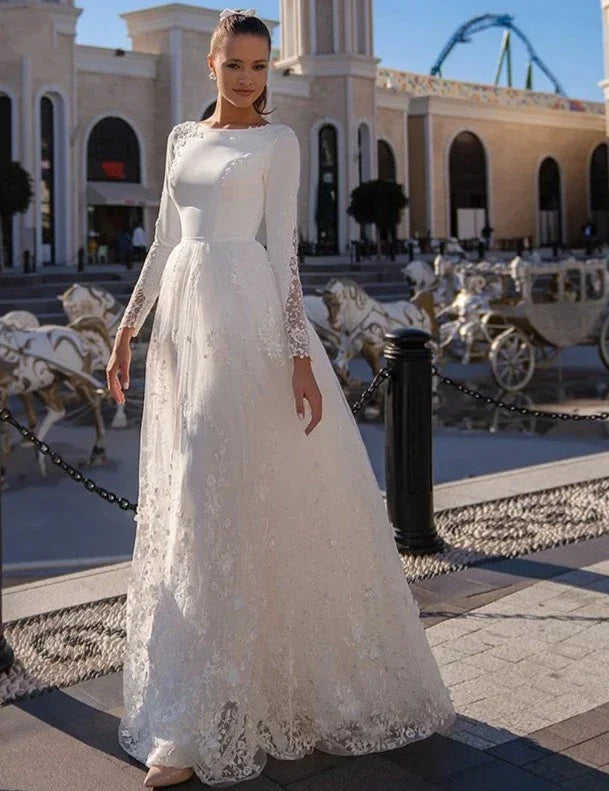 Exquisite O-neck lace long sleeve wedding dress button back satin tulle appliques civil bridal gown