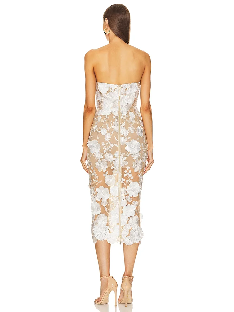 Elegant white 3D flower lace slim strapless sleeveless backless club evening party dress close-up