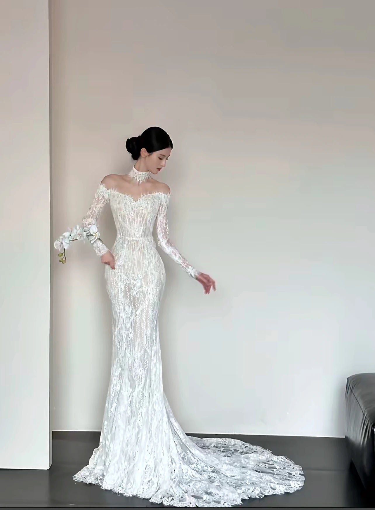 Customized Gorgeous Lace Off The Shoulder Lace Mermaid Wedding Dress Sexy Long Sleeve See Through Vintage Bridal Dresses