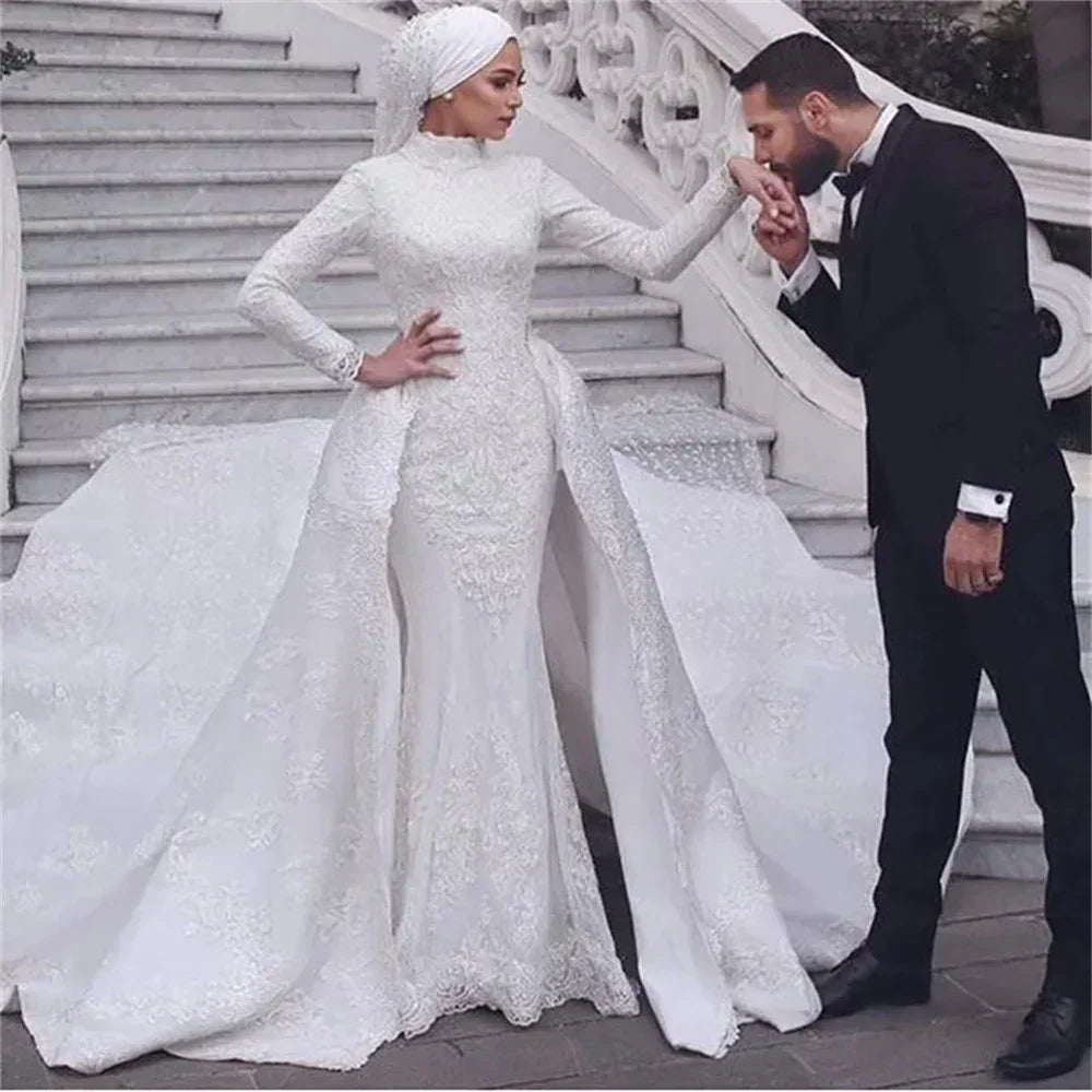 Lace bridal high neck - side