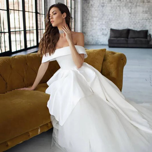 Customized Princess Off The Shoulder A-Line Modern Wedding Dresses Strapless Ruffles Tiered Beach Bridal Gowns Vestido De Novia