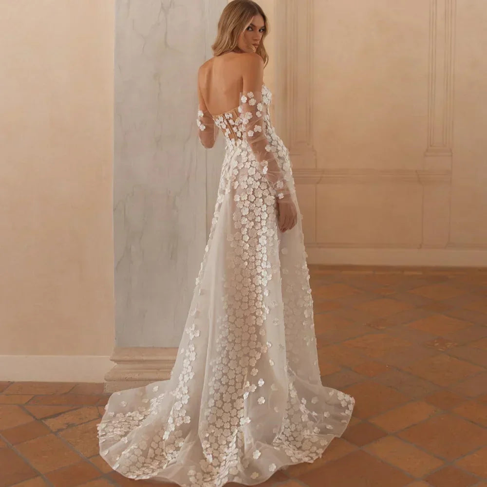 Sweetheart A-line elegant appliques bridal gown side view