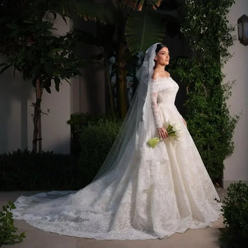 Customzied Romantic Lace A-Line Boat-Neck Wedding Dress Off Shoulder Backless Court Train Long sleeves Bride Dress