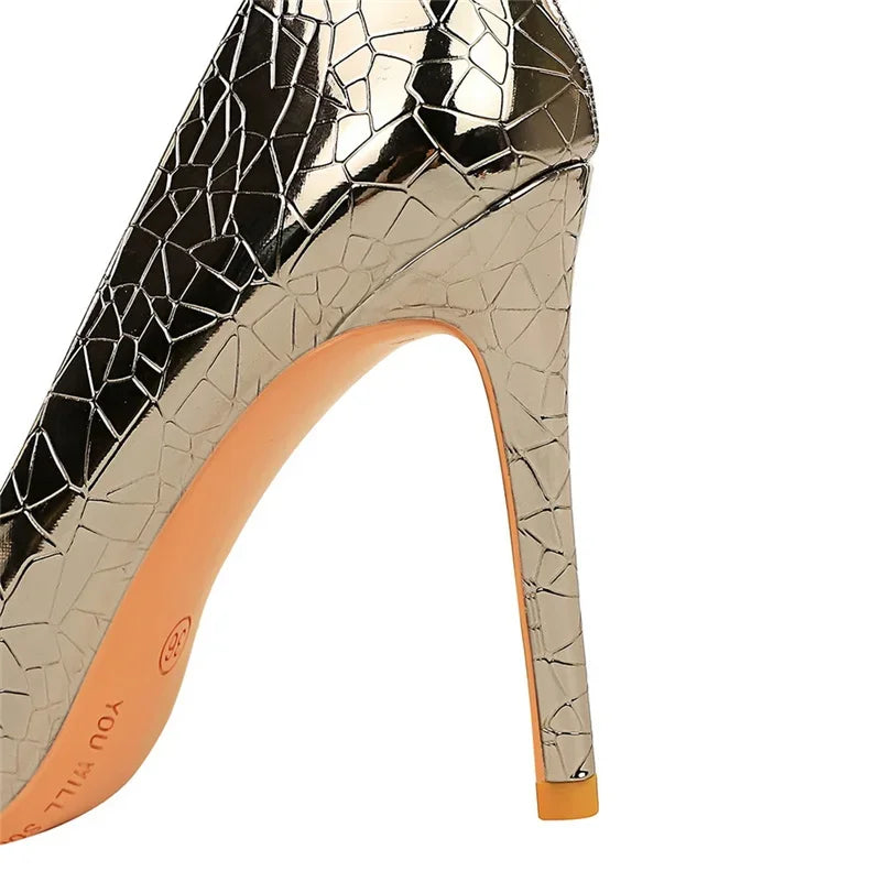 Plus size serpentine metallic 10.5cm gold silver high heels women bridal wedding event party pumps detail
