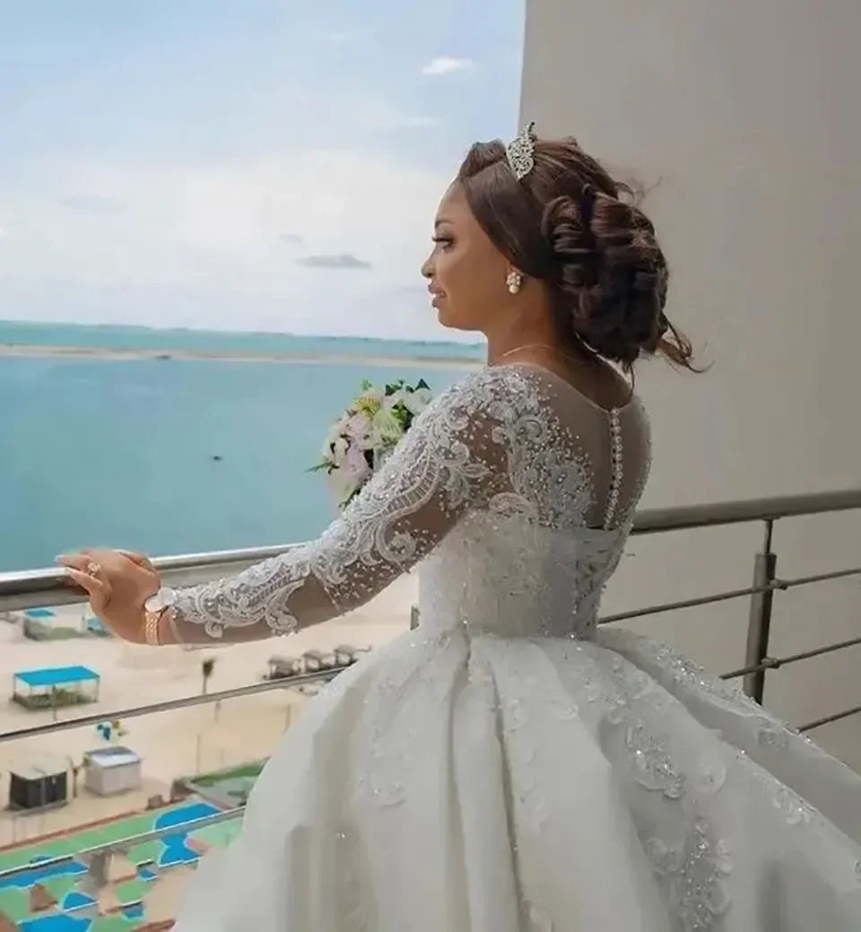 A Line O-Neck White Ivory Custom Zipper Lace Up Wedding Dresses Long Sleeve Beaded Applique Satin Sequins Bridal Gowns Plus Size