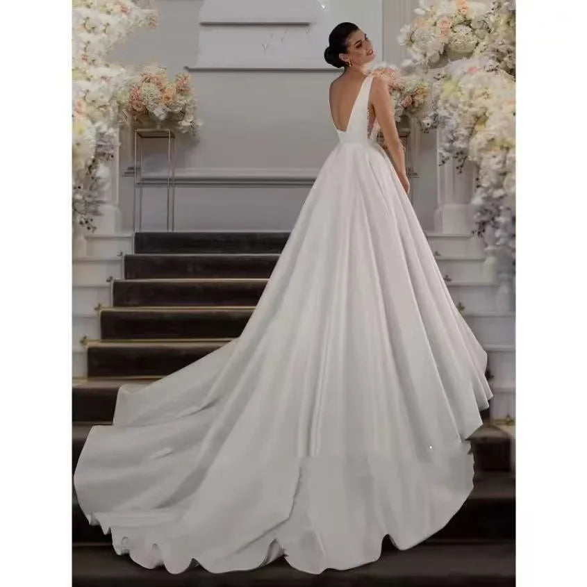Elegant A-Line Wedding Dresses Court Train Satin Floor-Length Sleeveless Bridal Gowns Vestidos de novia Customized