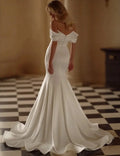 Sweetheart gown - detail