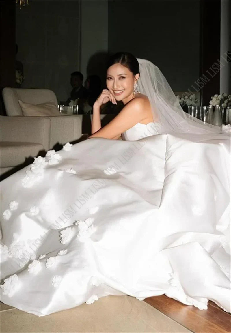A-Line Strapless Formal Wedding Gowns Satin Lace Luxury Bridal Dress Floor Length Fancy Dresses Plus Size Vestidos De Novia