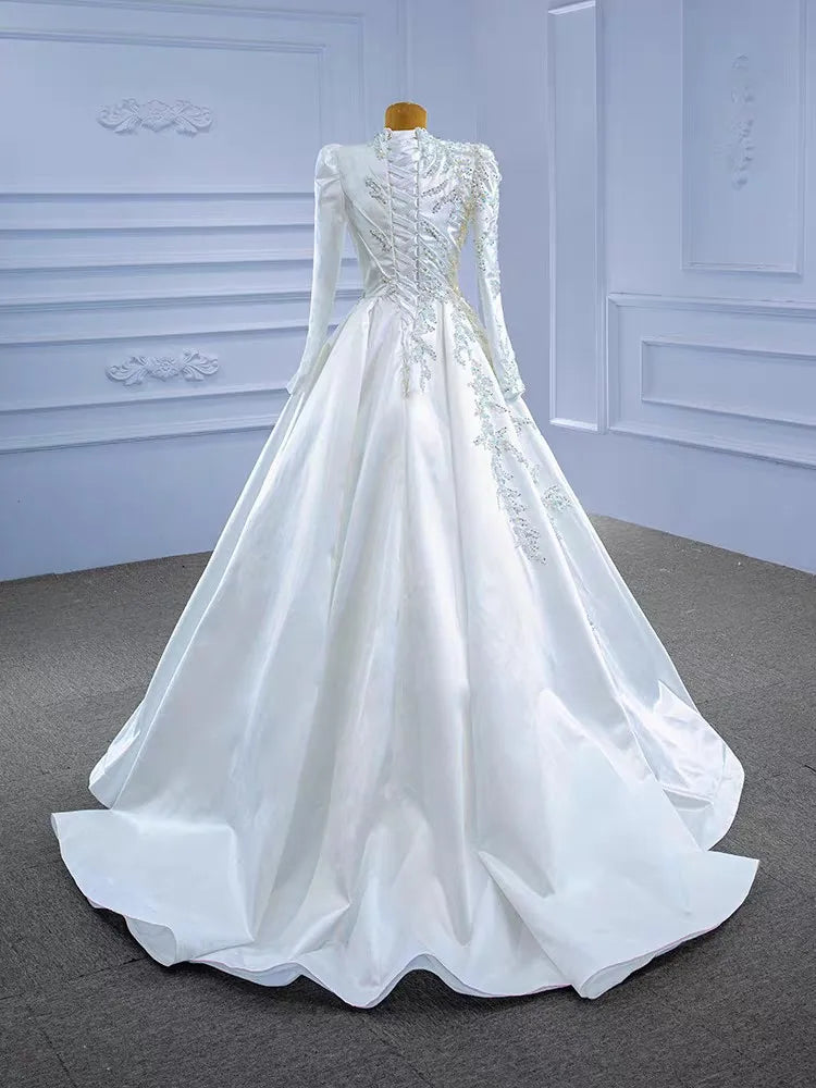 Elegant Arabic Dubai Wedding Dresses High Neck Embroidery Sequins Satin A-line Bridal Bride Grown Vestido De Noiva