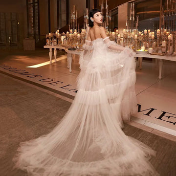 Romantic Tulle Wedding Dresses Layered Off Shoulder Puffy Sleeves Elegant Wedding Paty Gown Women Bride Dress Customized
