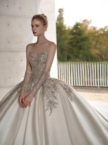 Wedding Dress Ball Gown Gorgeous Sweetheart Beaded Satin Bride Royal Train Fashion Princess B511 Vestido de Noiva