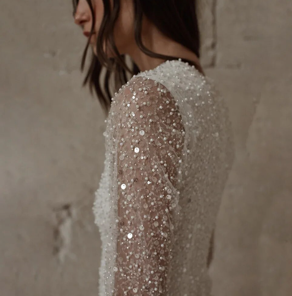 Long Sleeves Sequin Short Wedding Dress For Women Above Knee Beaded Feather Mini Sheath Modern Bridal Gown