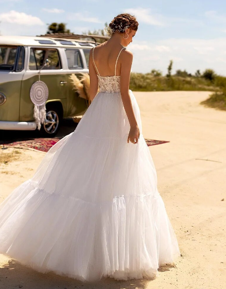 BOHO Wedding Dress Deep V-neck Backless Pearls Bridal Gown Spaghetti Strap A-Line Sweetheart Vestidos De Novia