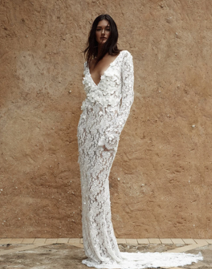 Sexy deep V-neck appliques pearls graceful floor-length elegant bridal dress front view