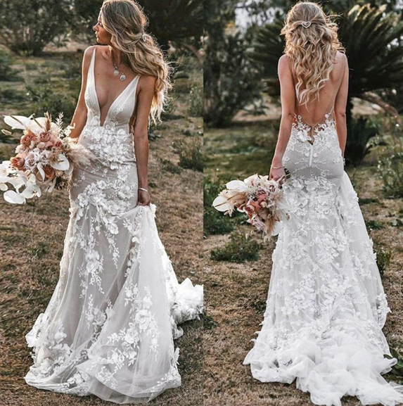 Spaghetti Straps Wedding Dress Lace Ivory Bridal Dress V Neck Elegant Wedding Gown Appliques Backless Size Custom Made