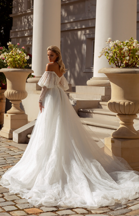 A-line backless mermaid off-shoulder long sleeves sexy simple mopping bride wedding dress bridal gown