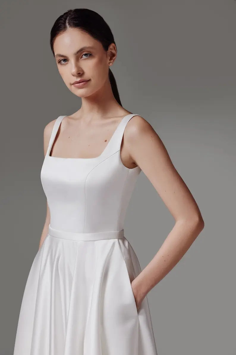 Elegant A Line Wedding Dresses Modern Princess Bridal Dress White Satin Backless Women Formal Wedding Gown Customized
