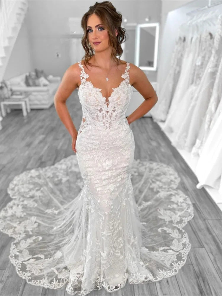 Elegant Mermaid Wedding Dress Open Back V-Neck Lace Spaghetti Strap Button Back Bridal Gown Vestidos De Novia