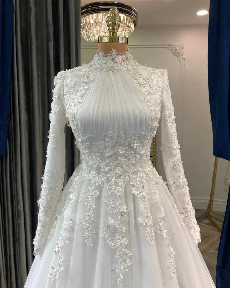 Muslim Arabic Dubai long sleeve wedding dress – side view – Snowy Bridal