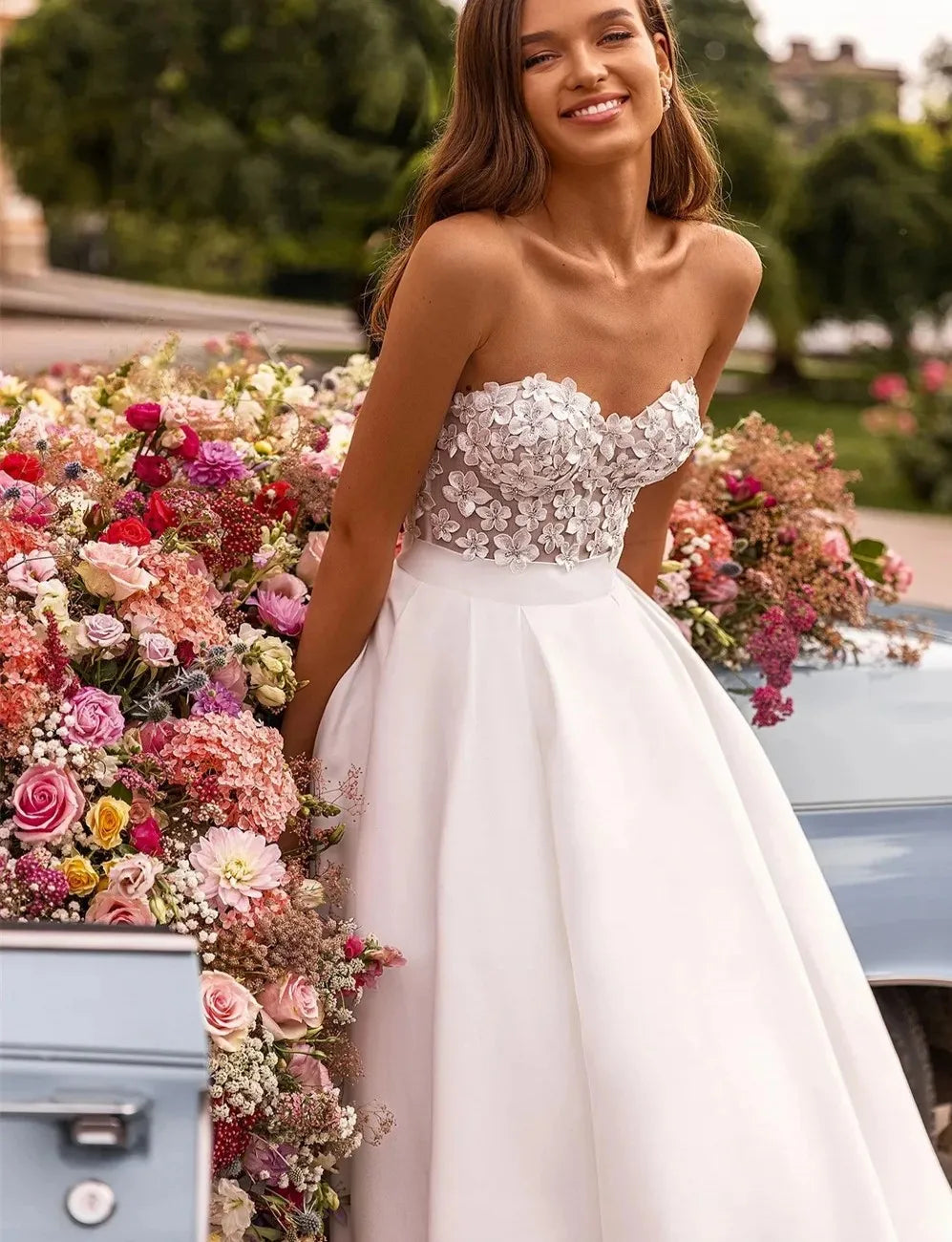 Classic A-line wedding dress sweetheart lace flower backless satin princess boho bridal gown