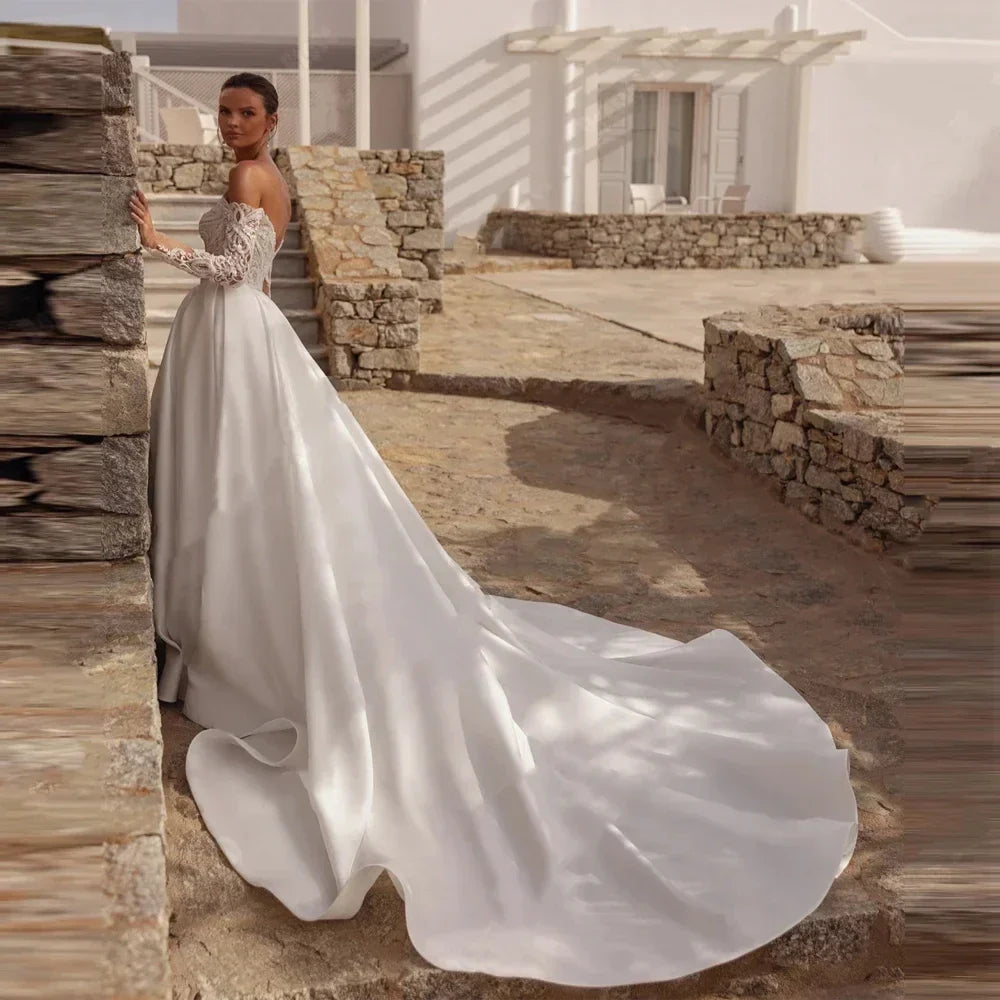 Elegant A-line wedding dress long sleeves lace appliques illusion satin court train formal bridal gown