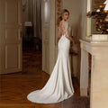 Button back formal gown - detail