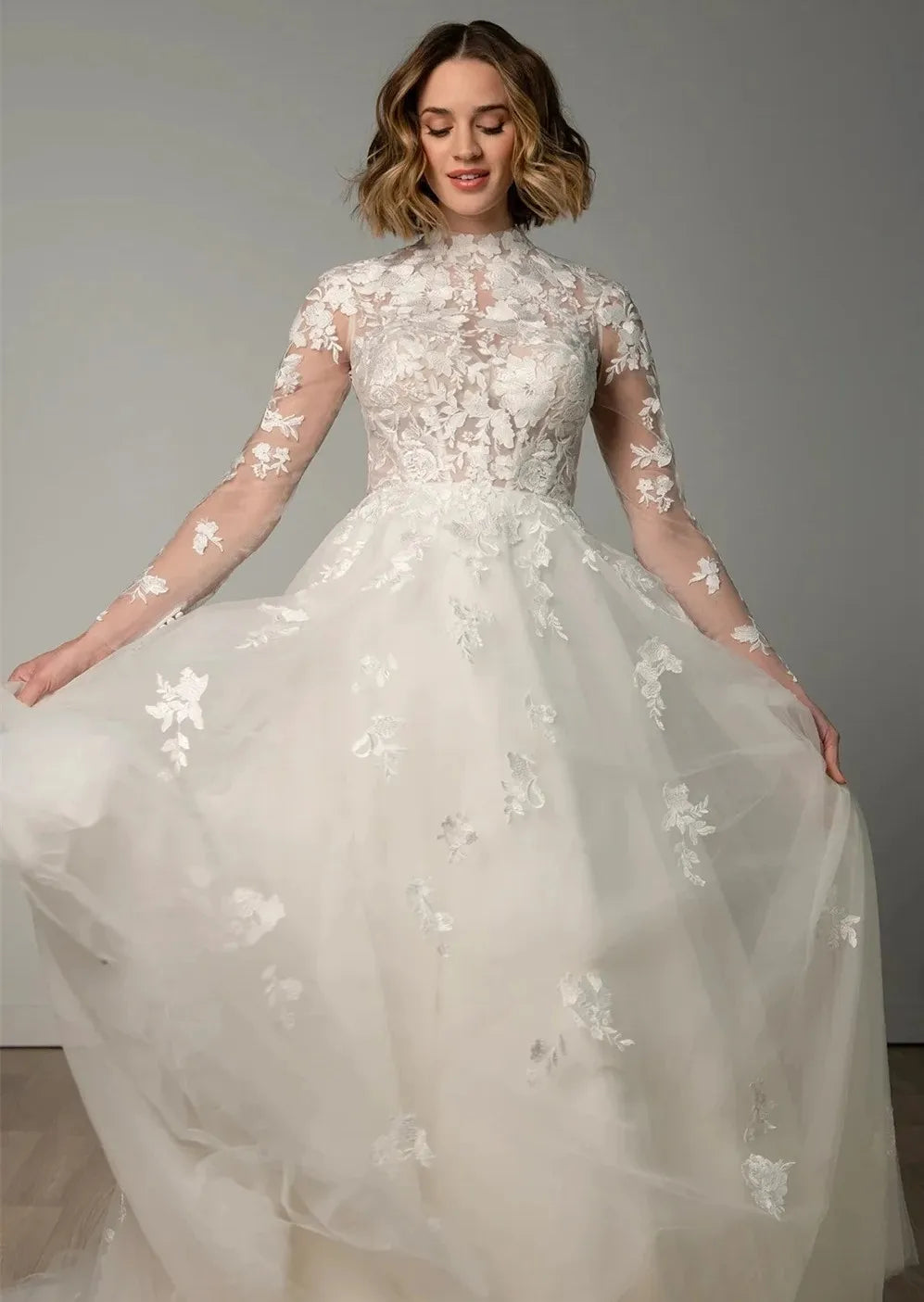 Elegant A-line lace wedding dress 2026 high neck lace flowers appliques tulle backless bridal gown