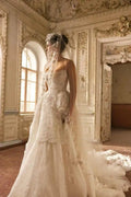 Vintage strapless mermaid lace wedding dress – side view – Snowy Bridal