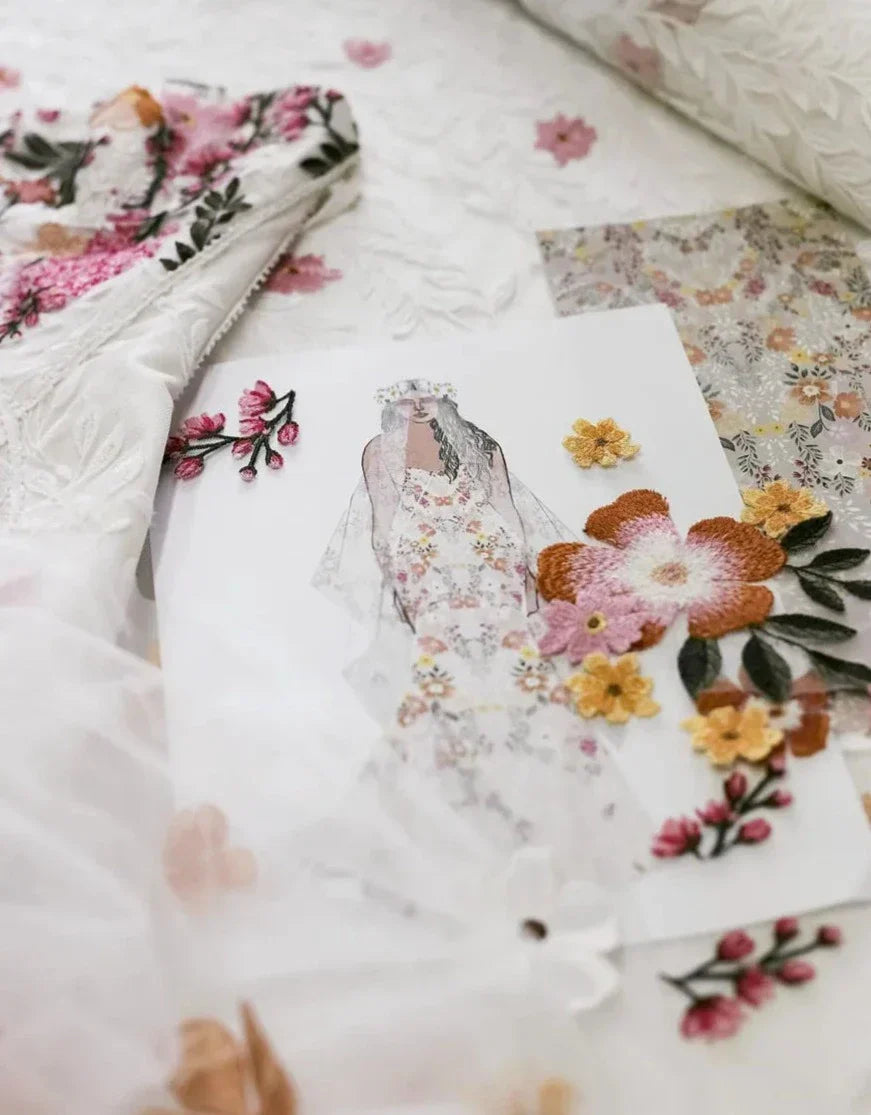 Floral Wedding Dresses Sweetheart Bridal Gowns For Bride Robe De Mariée Beach Sweep Train For Women