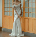 Shoulder straps pleats - back