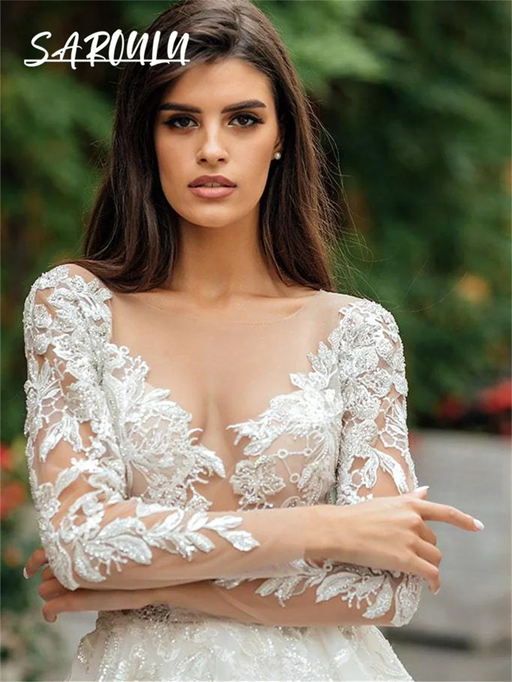 White Tulle Wedding Dress Long Sleeves With Lace Appliques Sheer Neckline Button Closure Bridal Gown Custom Made Bride Dresses