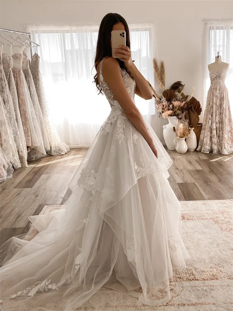Flavinke Customized Sleeveless V-neck Appliques Lace Wedding Dresses For Bride Woman Ruffles Tulle Bridal vestidos de novia