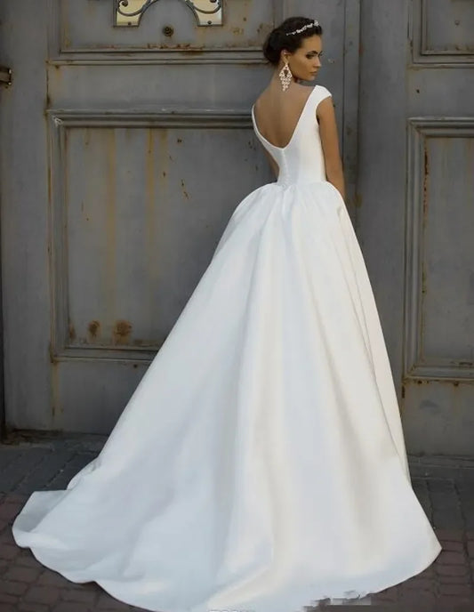 Elegant simple vintage round neck wedding dress sexy backless button a word princess new custom romantic bride dress