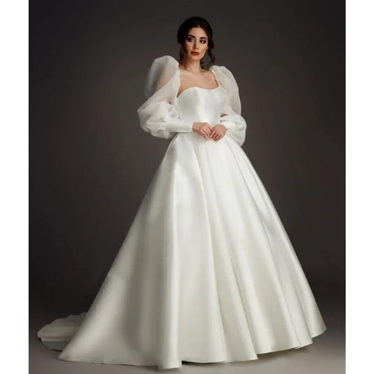 Fashion classic Line A wedding dress for women sweetheart long sleeve removable train button beach bride dress sexy halter New