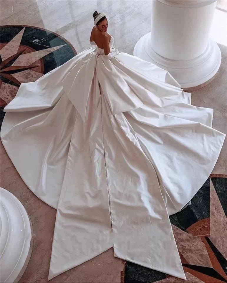 Customized Gorgeous Wedding Dresses Modern Elegant Pearls Princess Bridal Gowns With Bow Satin Plus Size Vestidos De Novia