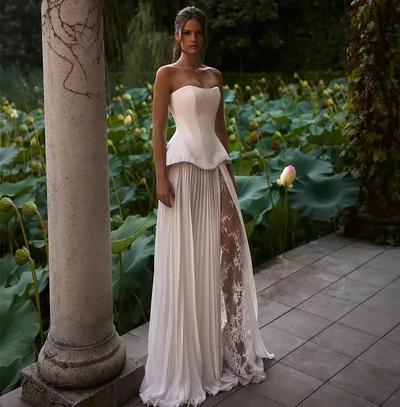 Sexy A-line Wedding Dresses 2026 Strapless Side Split Lace Applique Bridal Party Gowns Dress Vestidos De Noiva